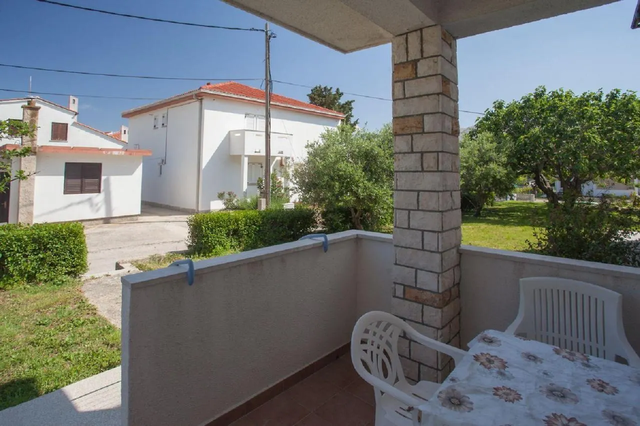 Holiday home Nur 300 Meter Zum Feinkieselstrand Baska  Croatia